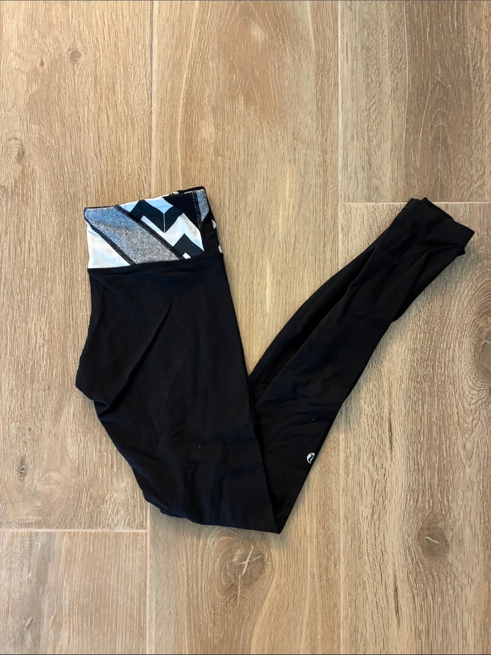 Lululemon Black Leggings Size 4